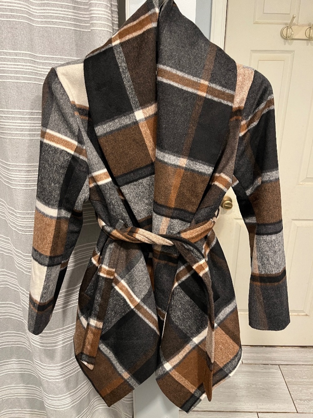 CHiC WISH PRAIRIE CHECK RABATO COAT